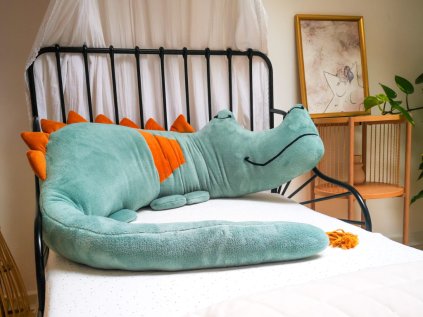 Children's mantinel DRAGON made of polar plush