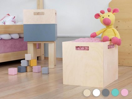 Wooden storage box BOKS for a shelving unit with a rectangular handle